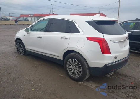 2017 Cadillac Xt5 Luxury z USA, uszkodzony, nr VIN 1GYKNBRS5HZ114703